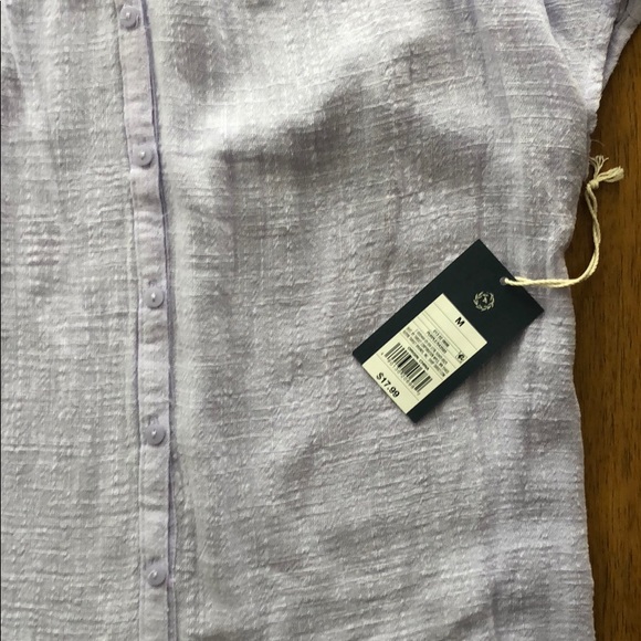 Lavender Universal threads button down top - Picture 2 of 4